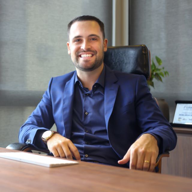 Nathanael Estivalett no escritório da A7